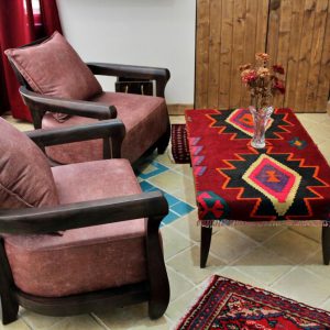 اتاق میچکا در اقامتگاه ارزمان واقع در شهر ارجمند فیروزکوه